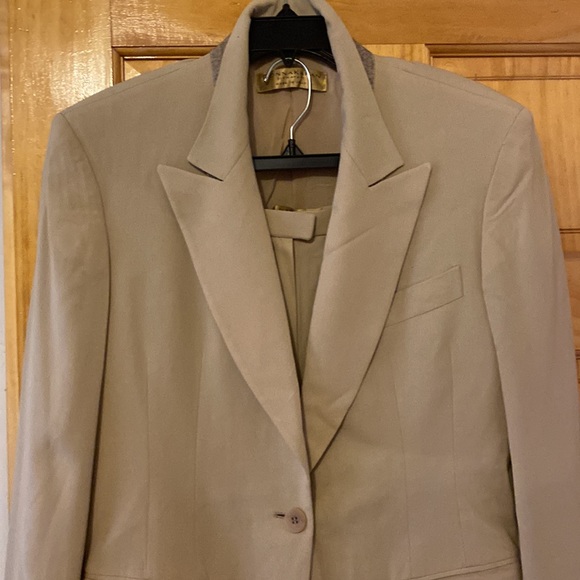 Donna Karan Suit Signature Made in Italy Wool Stretch Timeless Pant Suit - Picture 2 of 16